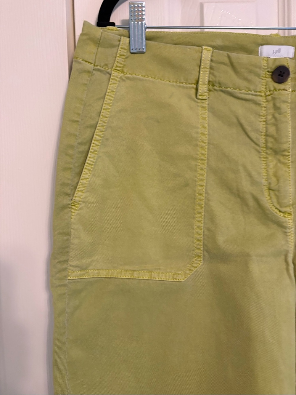 J. Jill Green Trapunto Stitch Bermuda Shorts Patch Pocket Size 12 - Picture 5 of 10